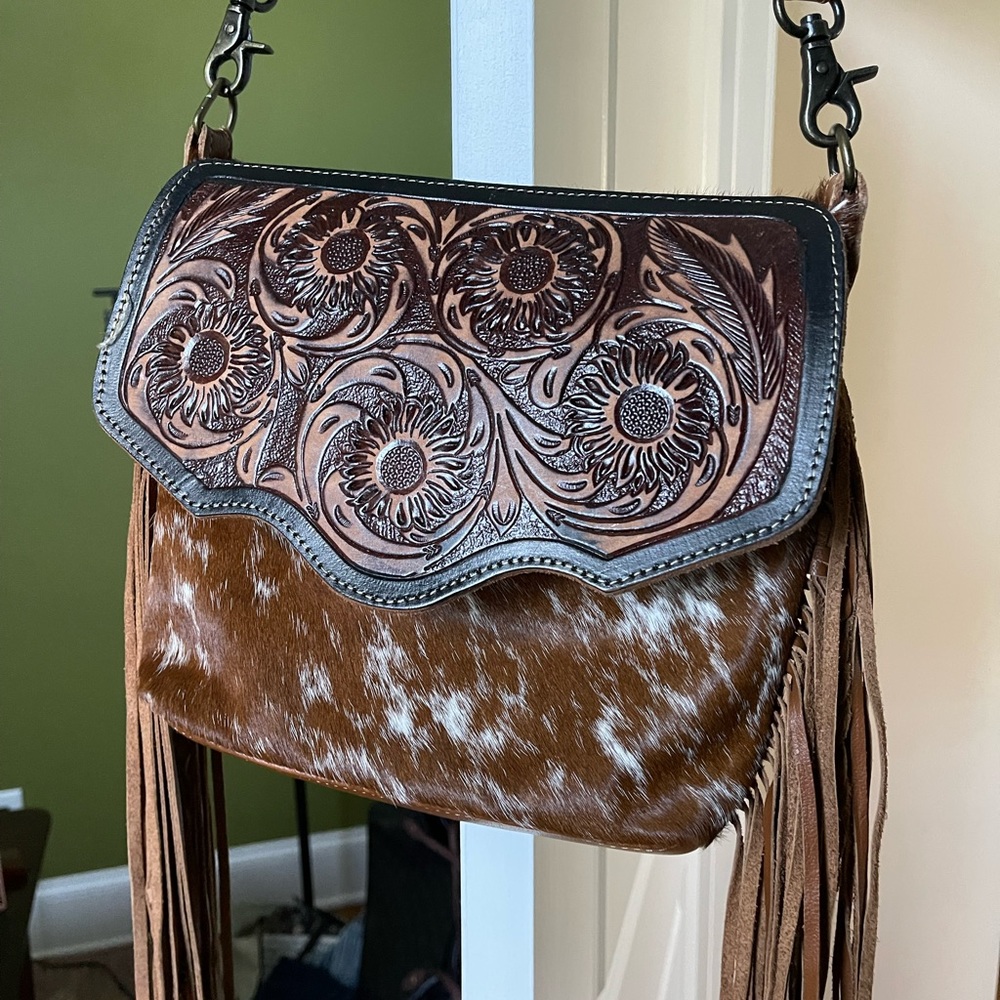 myra bag